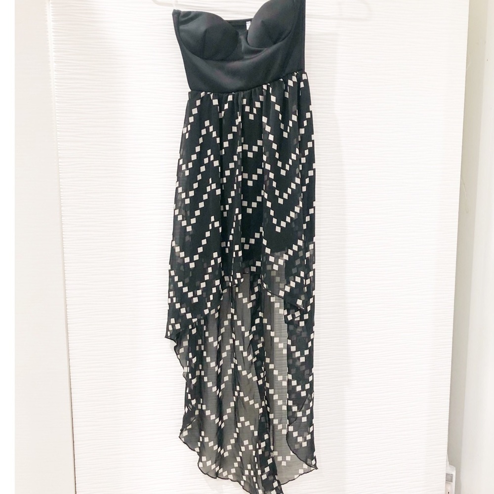 Brand new maxi dress in black and white.